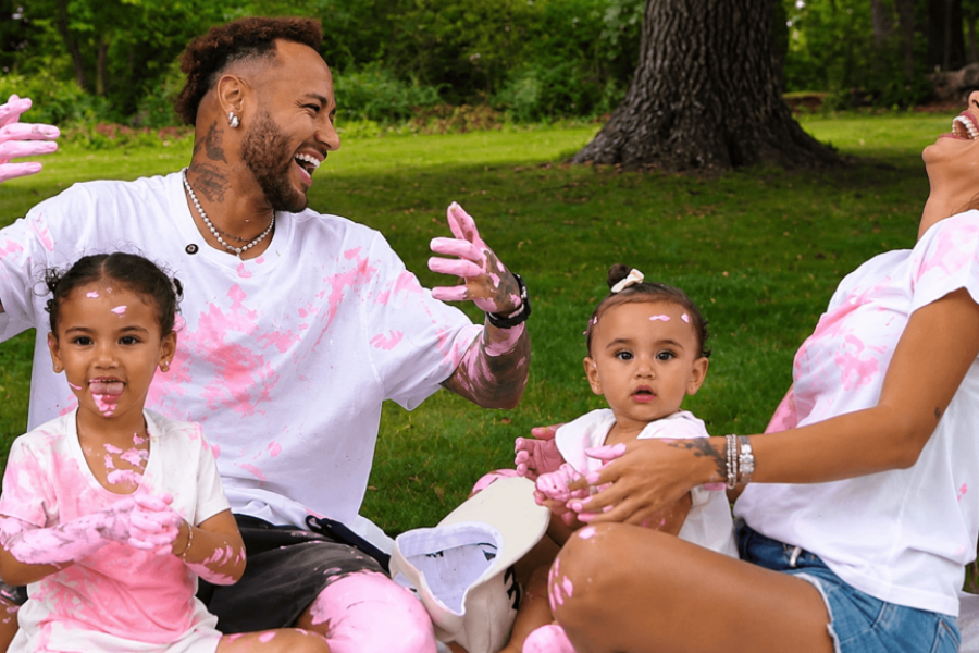 Neymar e Bruna Biancardi anunciam gravidez e revelam sexo do Neymar e Bruna Biancardi anunciam gravidez e revelam sexo do